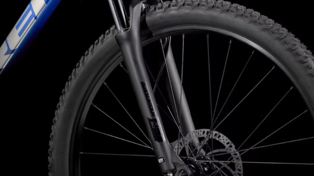 SR Suntour XCT 30 Fork